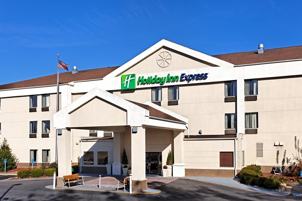 Holiday Inn Express Metropolis