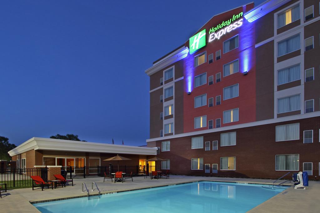 Holiday Inn Express Augusta Downtown-Med Ctr Area