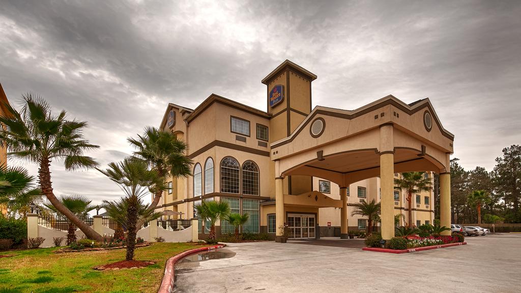 Best Western Plus New Caney Inn and Suites