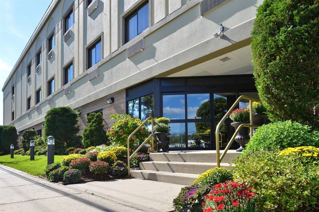 Comfort Inn Syosset