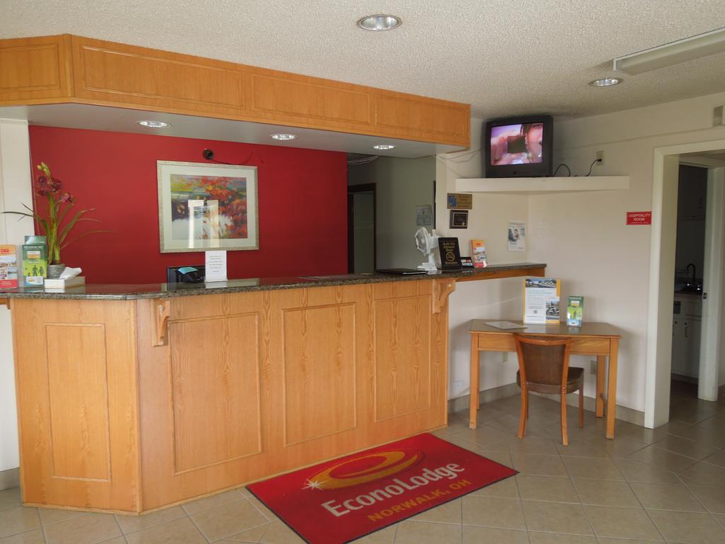 Econo Lodge Norwalk