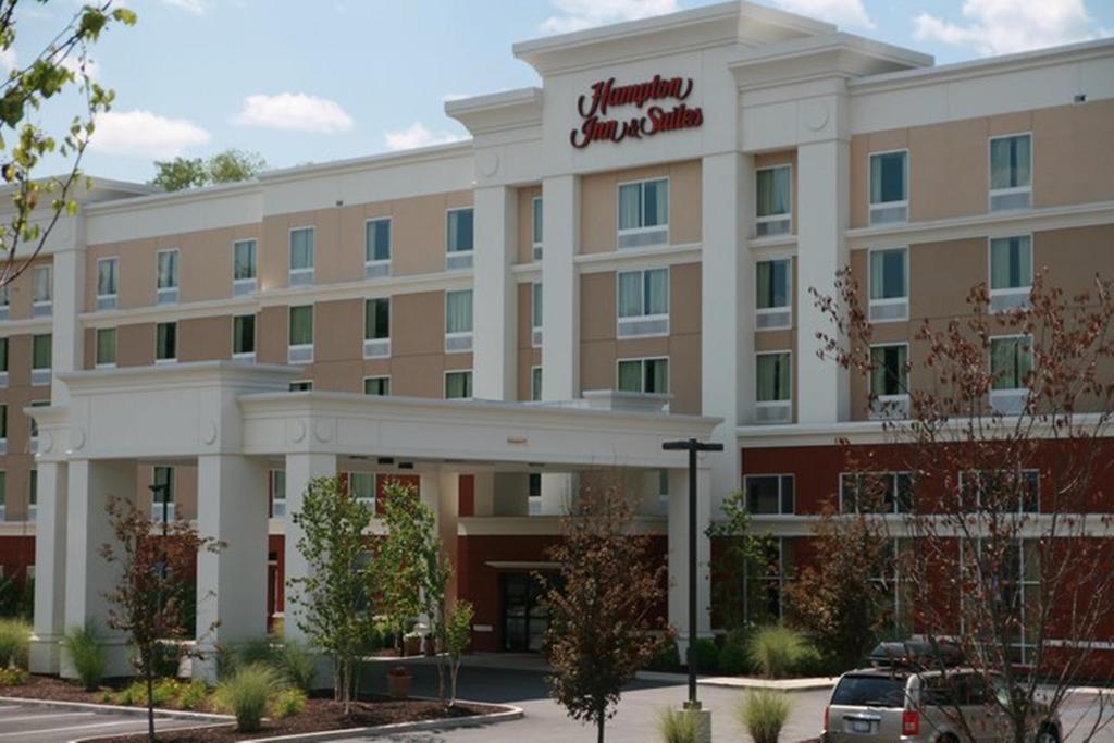 Hampton Inn and Suites Poughkeepsie - NY