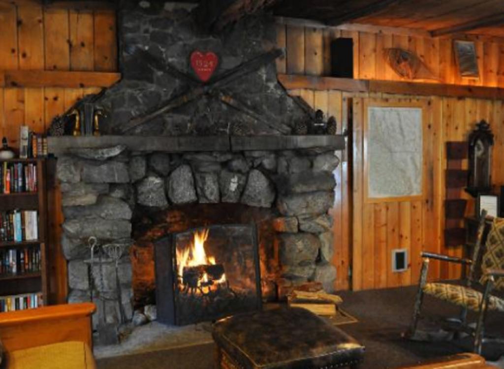 Tamarack Lodge Resort