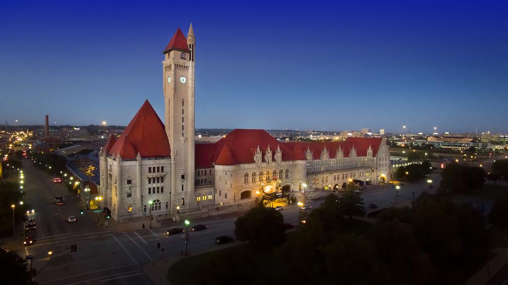 St Louis Union Station Hotel - Curio Collection by Hilton