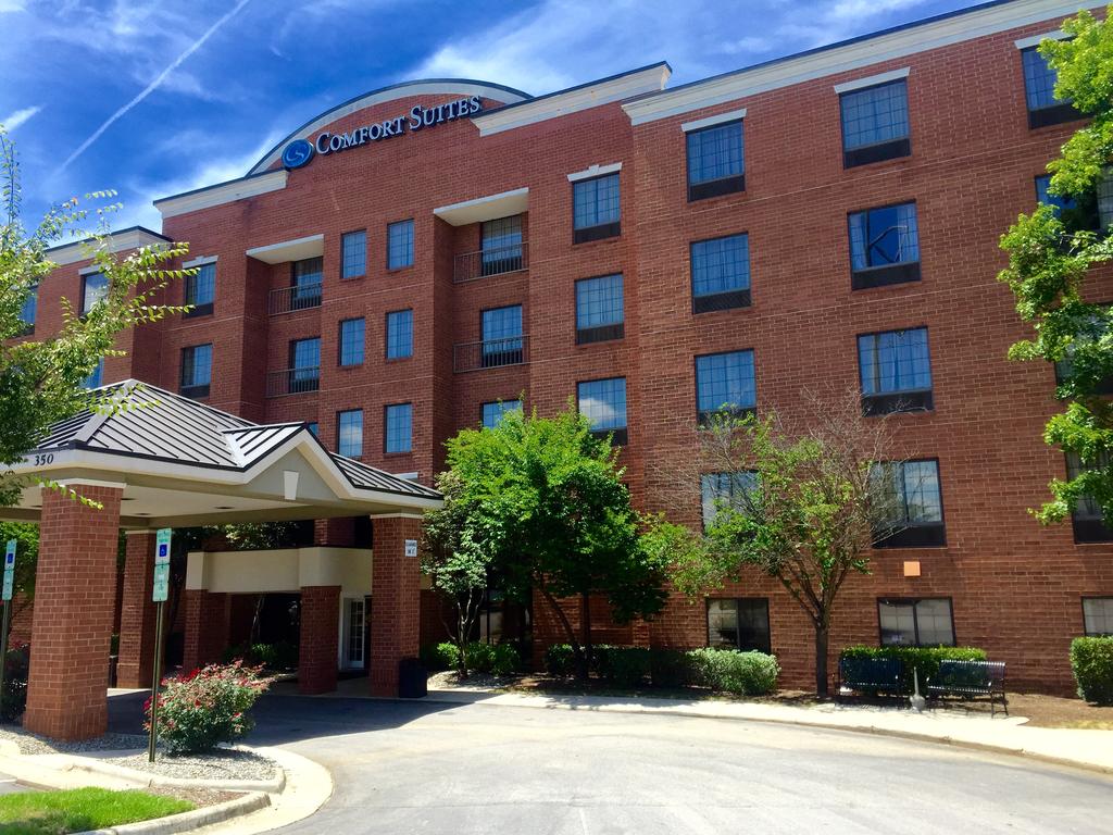 Comfort Suites Regency Park Cary