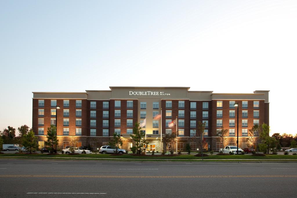 DoubleTree by Hilton Raleigh-Cary