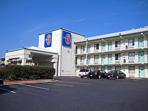 Motel 6 Raleigh Southwest Cary