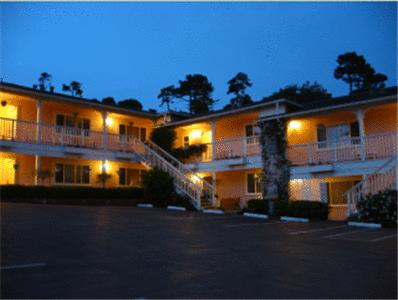 Carmel Inn and Suites