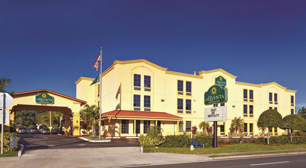 La Quinta Inn and Suites St Petersburg Northeast