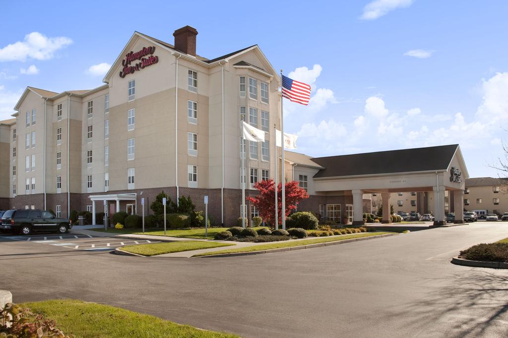 Hampton Inn and Suites Providence Warwick Airport