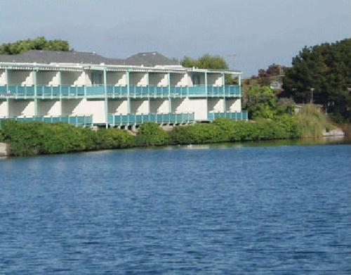 Coral Reef Inn and Suites