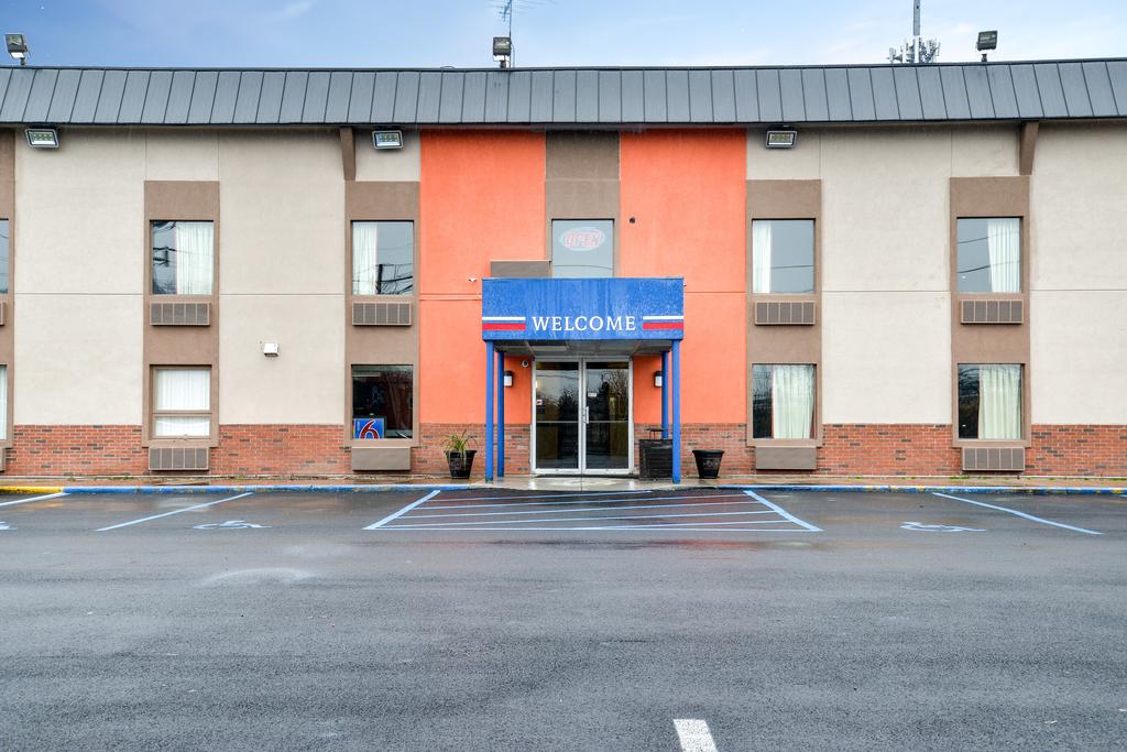 Motel 6 Toledo