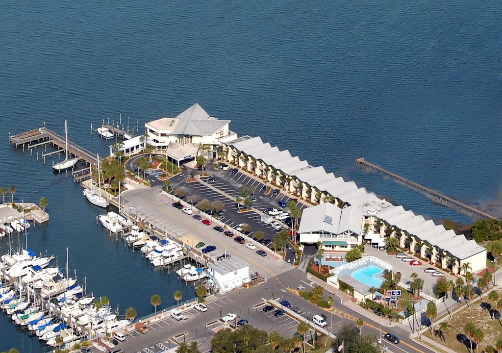 BEST WESTERN PLUS Yacht Harbor Inn