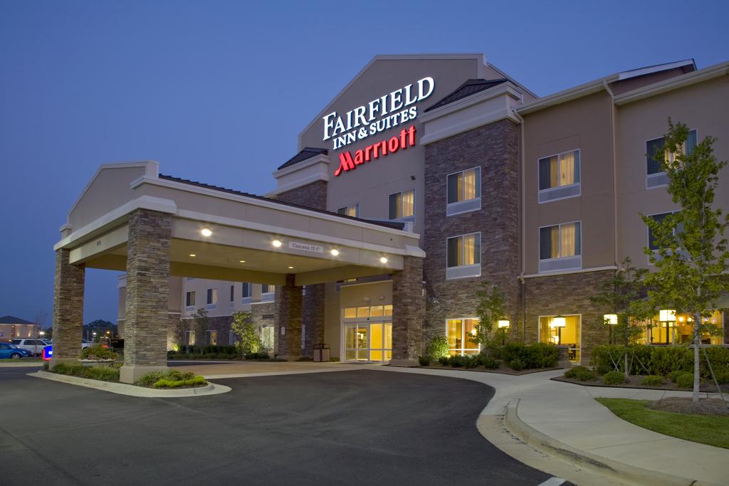 Fairfield Inn and Suites Montgomery-EastChase Parkway