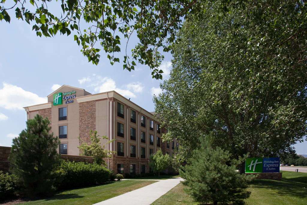 Holiday Inn Express Suites Fort Collins