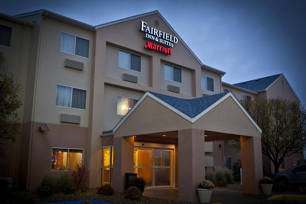 Fairfield Inn and Suites Bismarck North