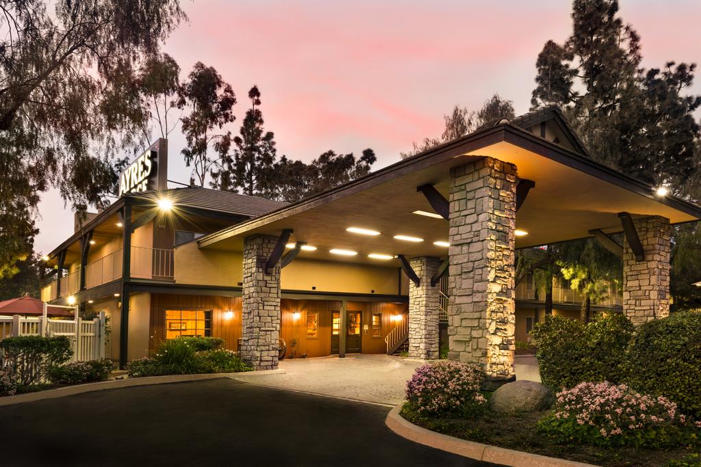 Ayres Lodge Alpine-Viejas