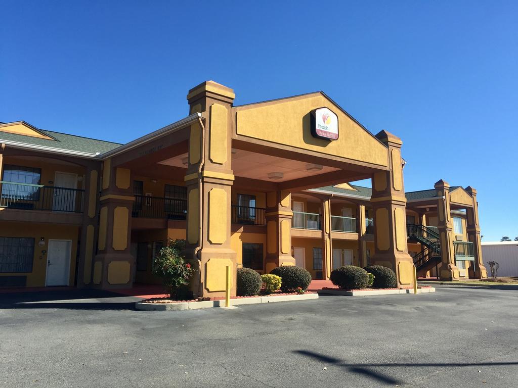 Peach State Inn and Suites