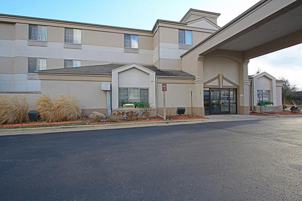 Sleep Inn and Suites Grand Rapids