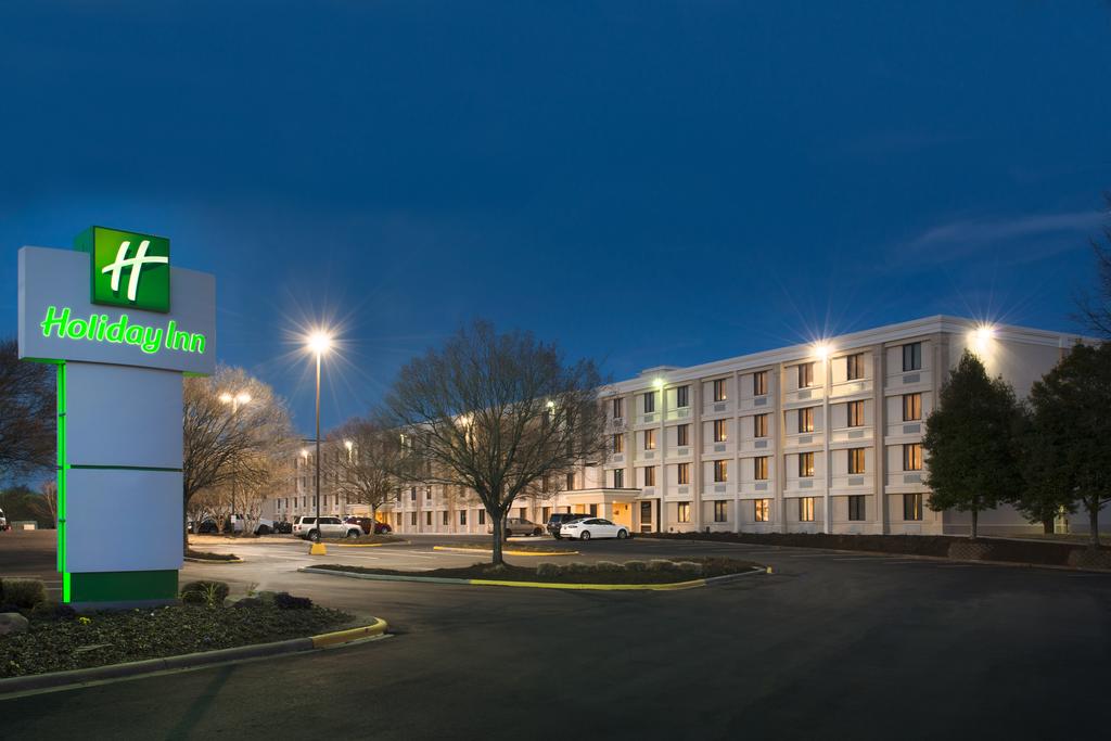 Holiday Inn Airport