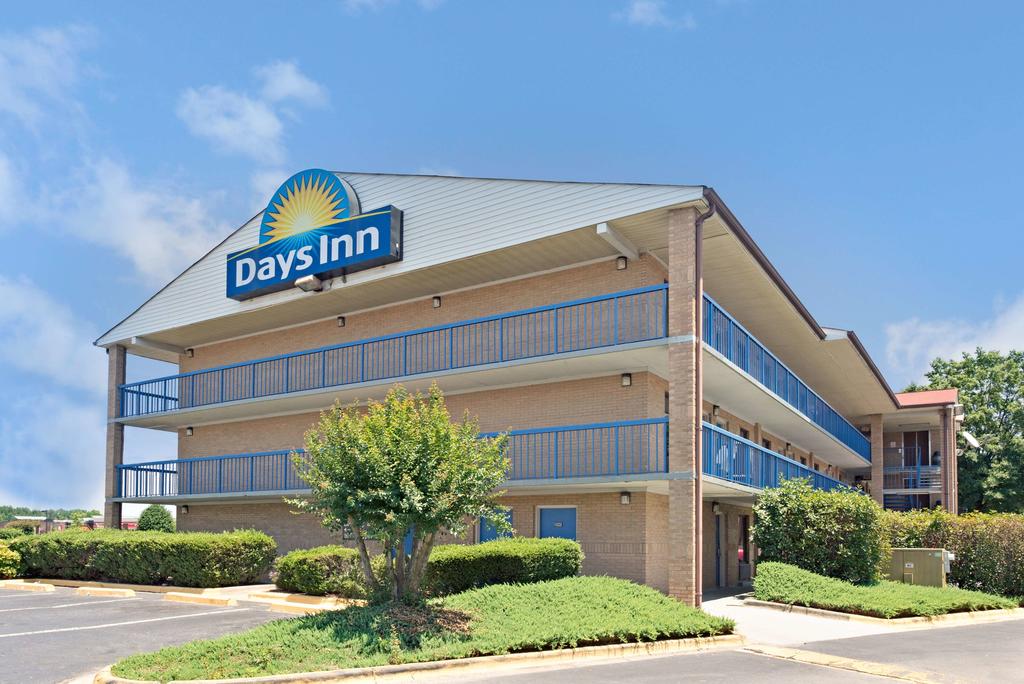 Days Inn Charlotte Northlake