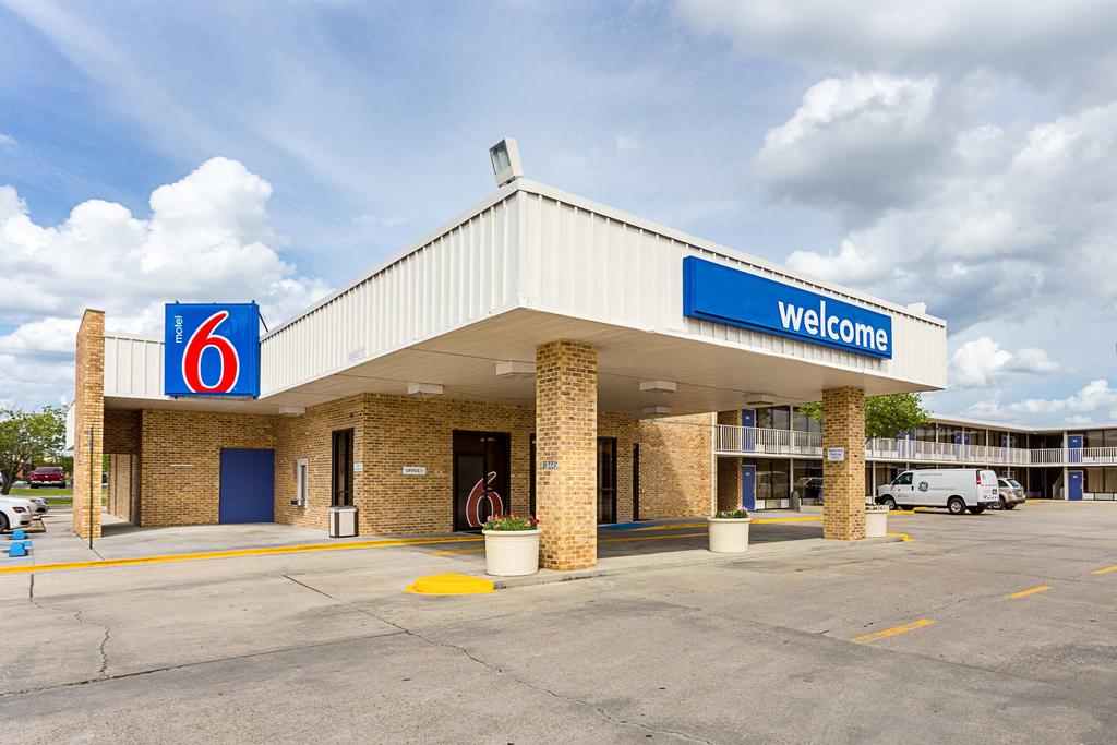 Motel 6 Baton Rouge Southeast