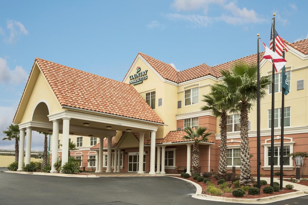 Country Inn and Suites By Carlson Crestview FL