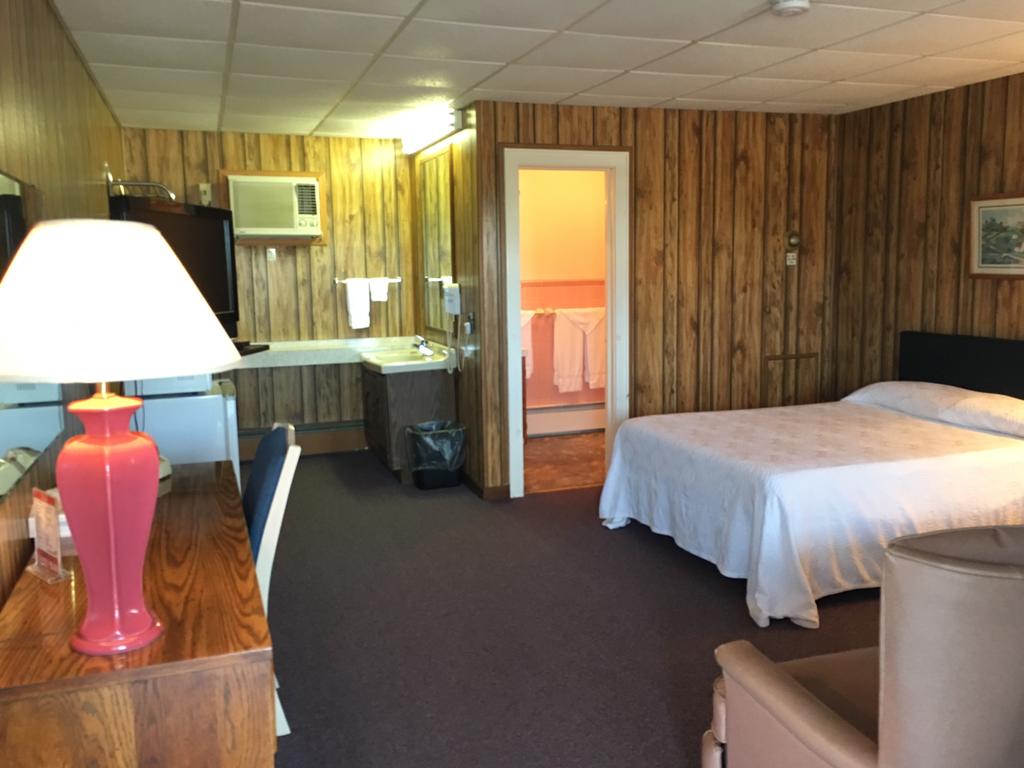 Knob Hill Motor Lodge