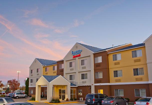 Fairfield Inn and Suites Champaign