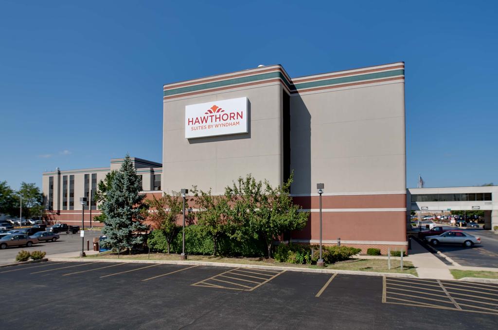 Hawthorn Suites by Wyndham Champaign