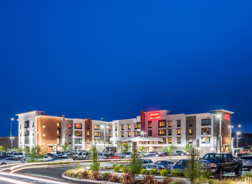 Hampton Inn and Suites Napa