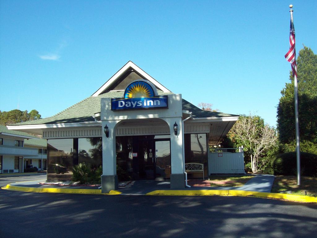 Days Inn Savannah Abercorn Southside