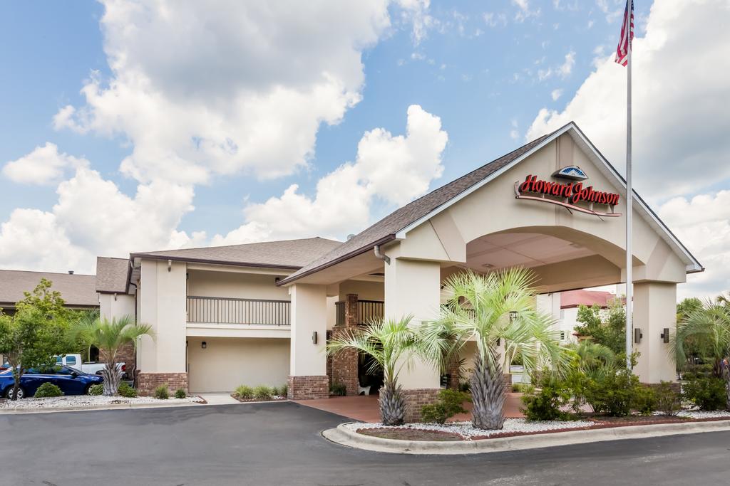 Howard Johnson Express Inn