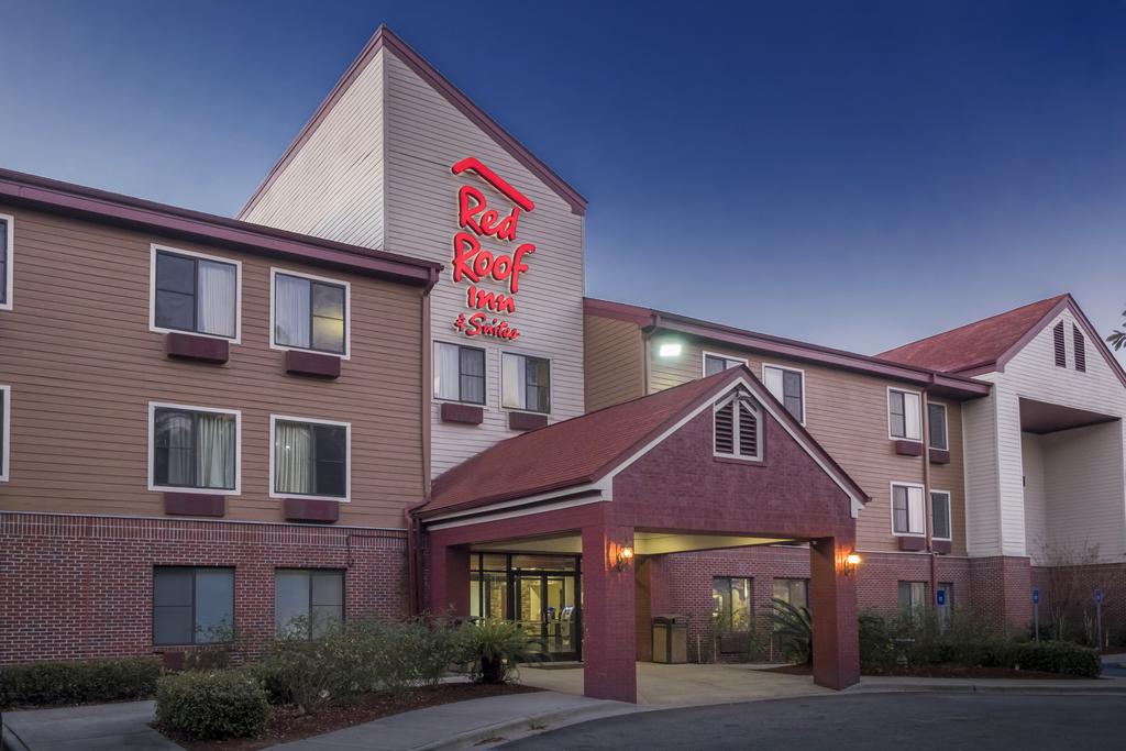 Red Roof Inn and Suites Savannah Airport