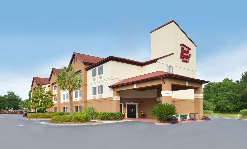 Savannah Red Roof Inn And Suites