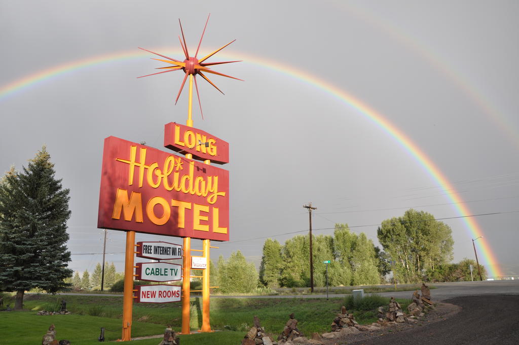 Long Holiday Motel