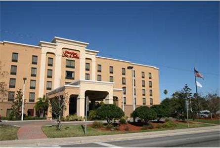 Hampton Inn and Suites Largo