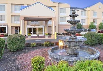 Fairfield Inn and Suites Clarksville