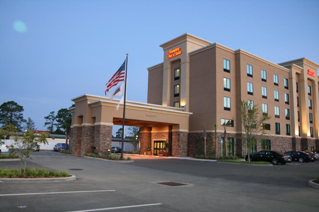 Hampton Inn and Suites Jacksonville-Mayo-Beach Blvd