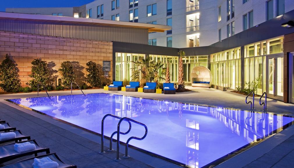 Aloft Jacksonville Tapestry Park