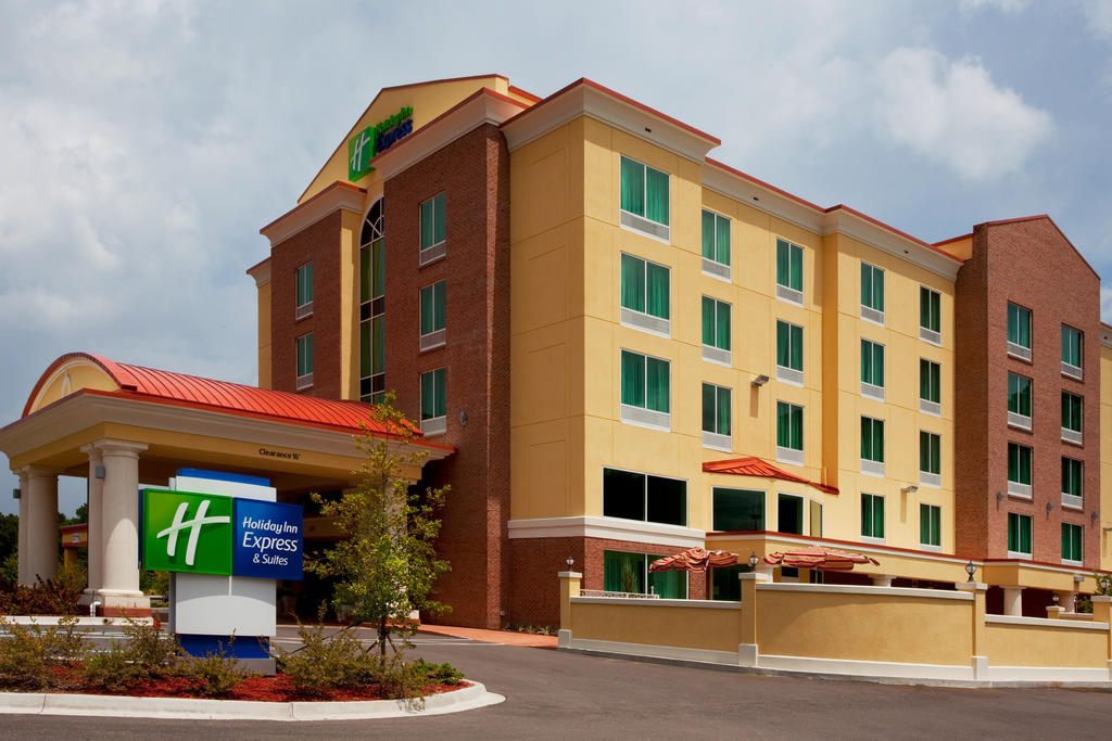 Holiday Inn Exp Stes Chaffee