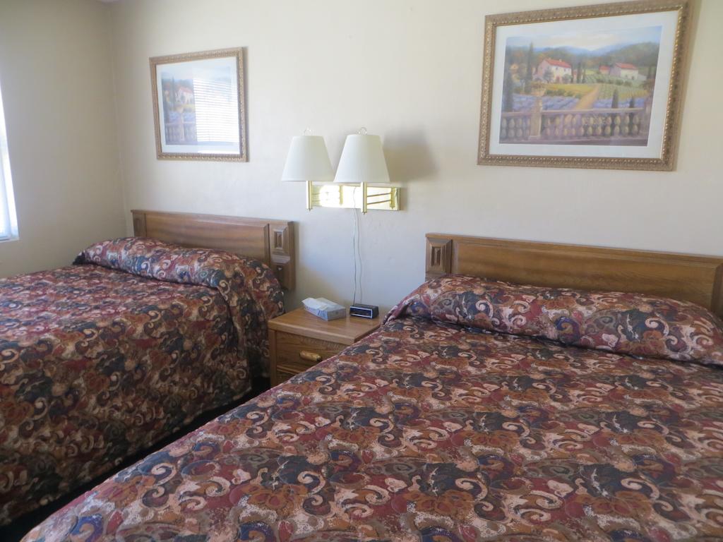 Budget Inn Motel Denison