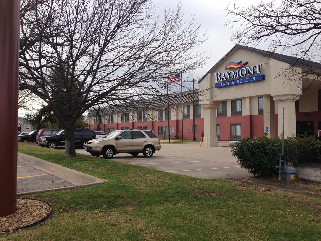 Baymont Inn and Suites Lewisville