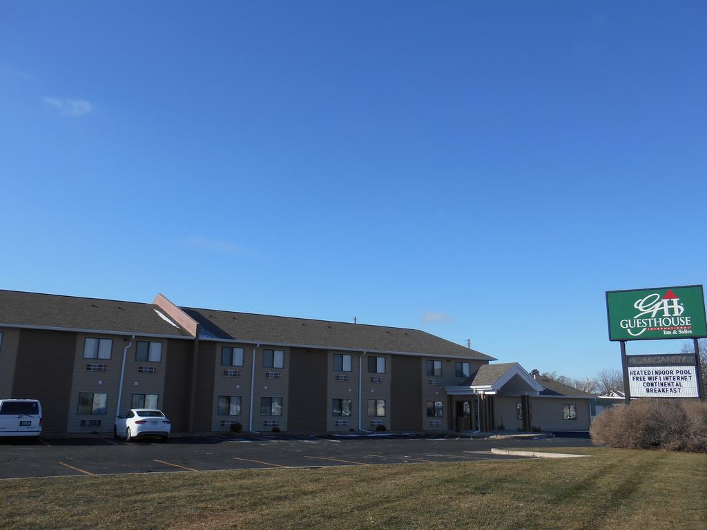 GuestHouse Inn and Suites Sioux Falls