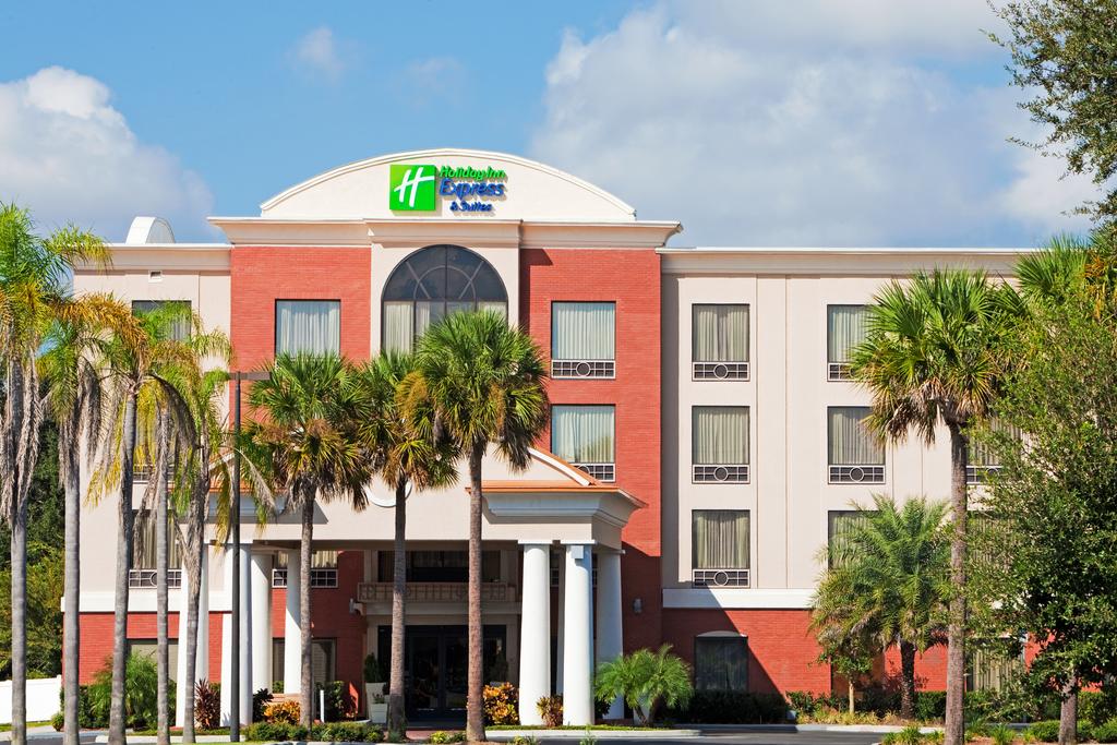 Holiday Inn Express Bartow