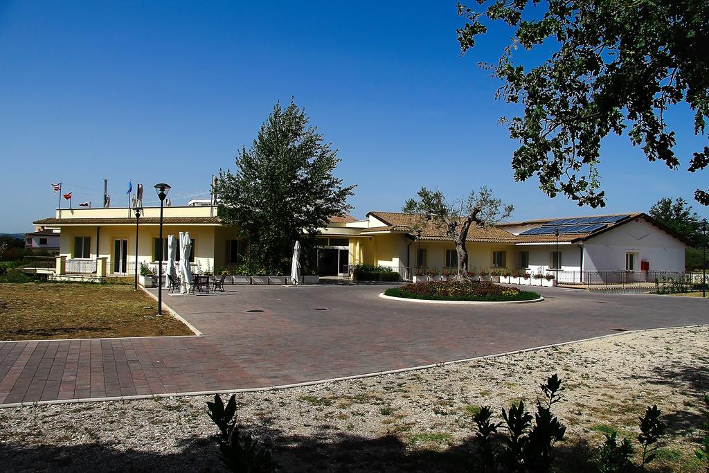 Hotel Giardini al Lago