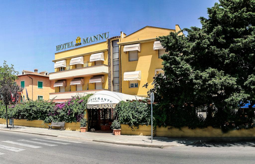 Mannu Hotel