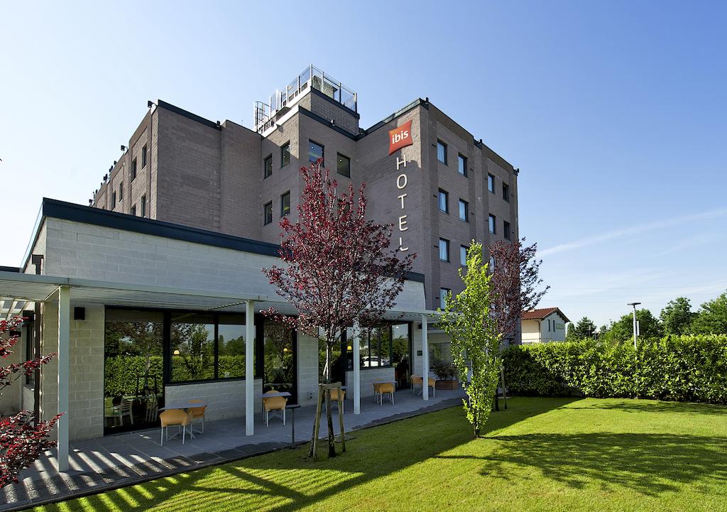 Ibis Firenze Prato Est