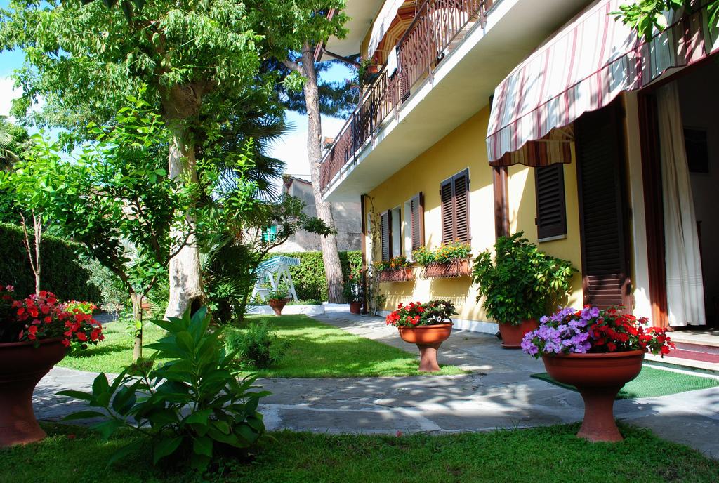 Albergo Villa Lorena