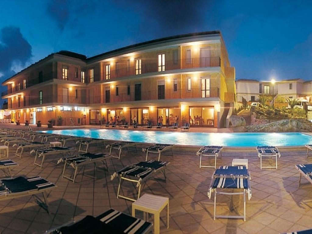 Borgo Saraceno Hotel Residence and Spa